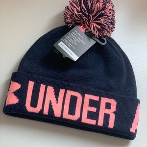 under armour graphic pom beanie